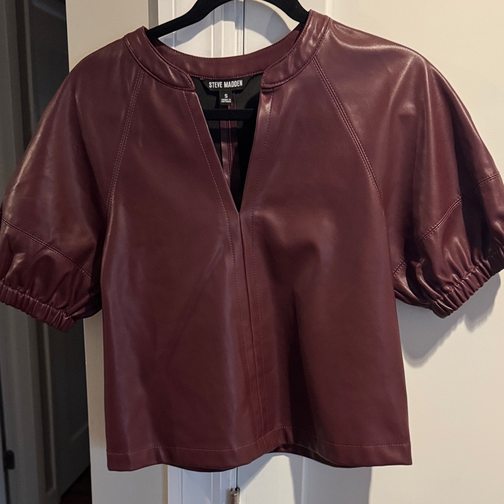 Steve Madden Faux Leather Short Sleeve Top in Wine